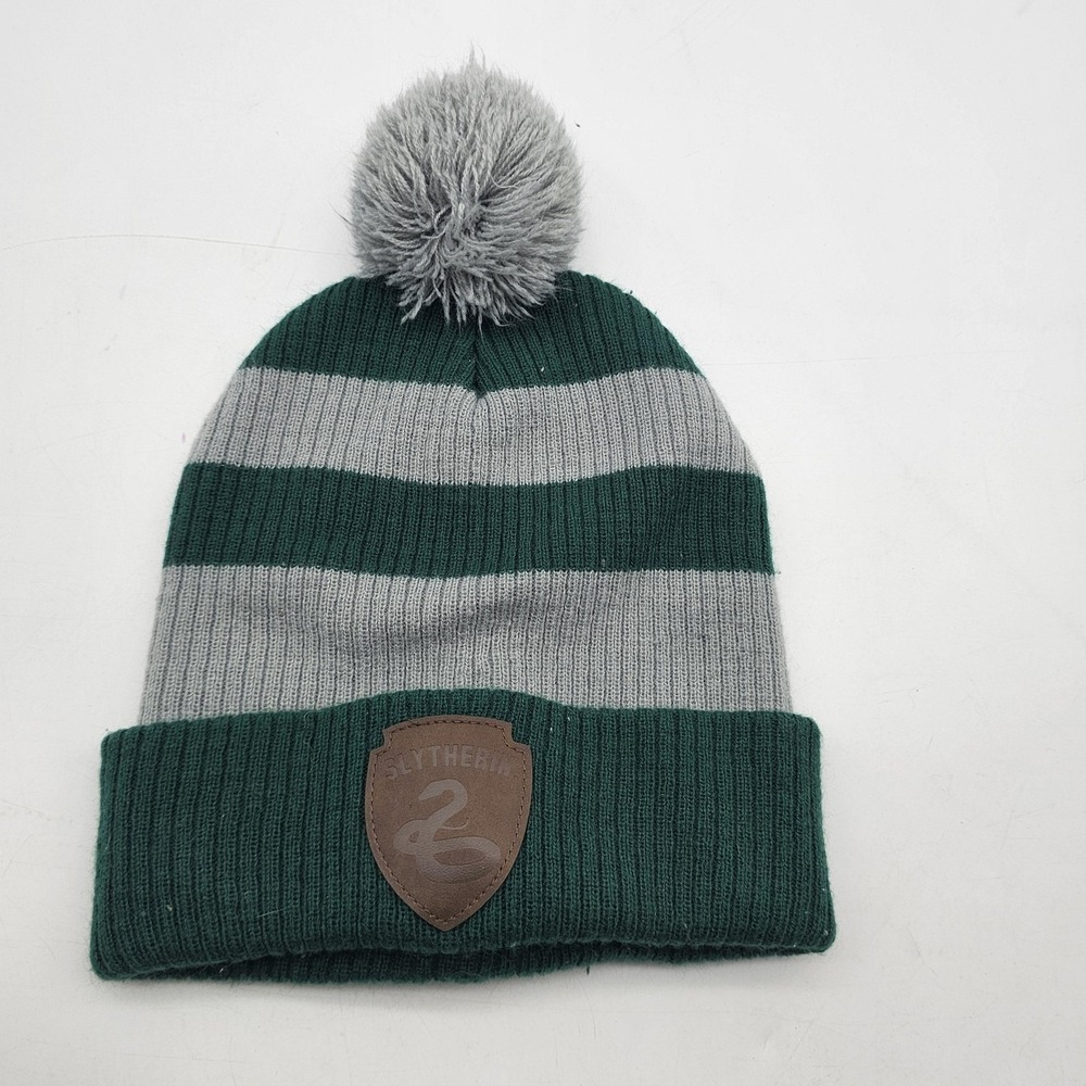 Harry Potter Slytherin Hat Beanie Pom Green Gray Striped Knit One Size Mens